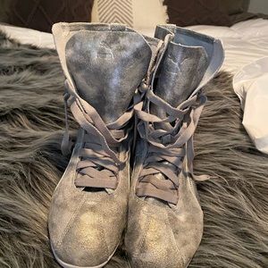 Puma High Top Metallic Shoes
